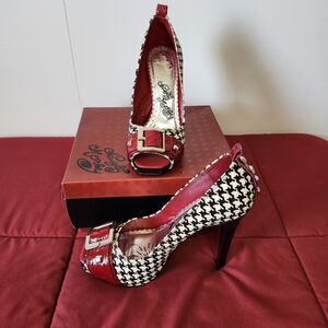 Naughty Monkey Houndstooth Heels Red Patent Studded Peep Toe Sz 9.5 Box
